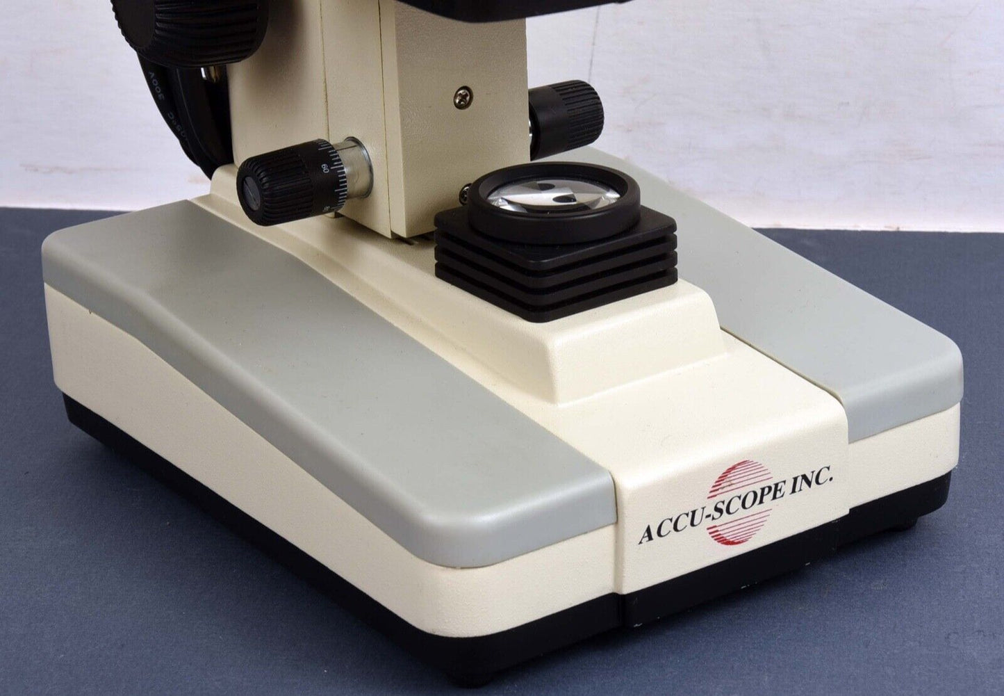 LED ILLUMINATOR BASE FOR ACCU-SCOPE 3088 LED (5.5v)