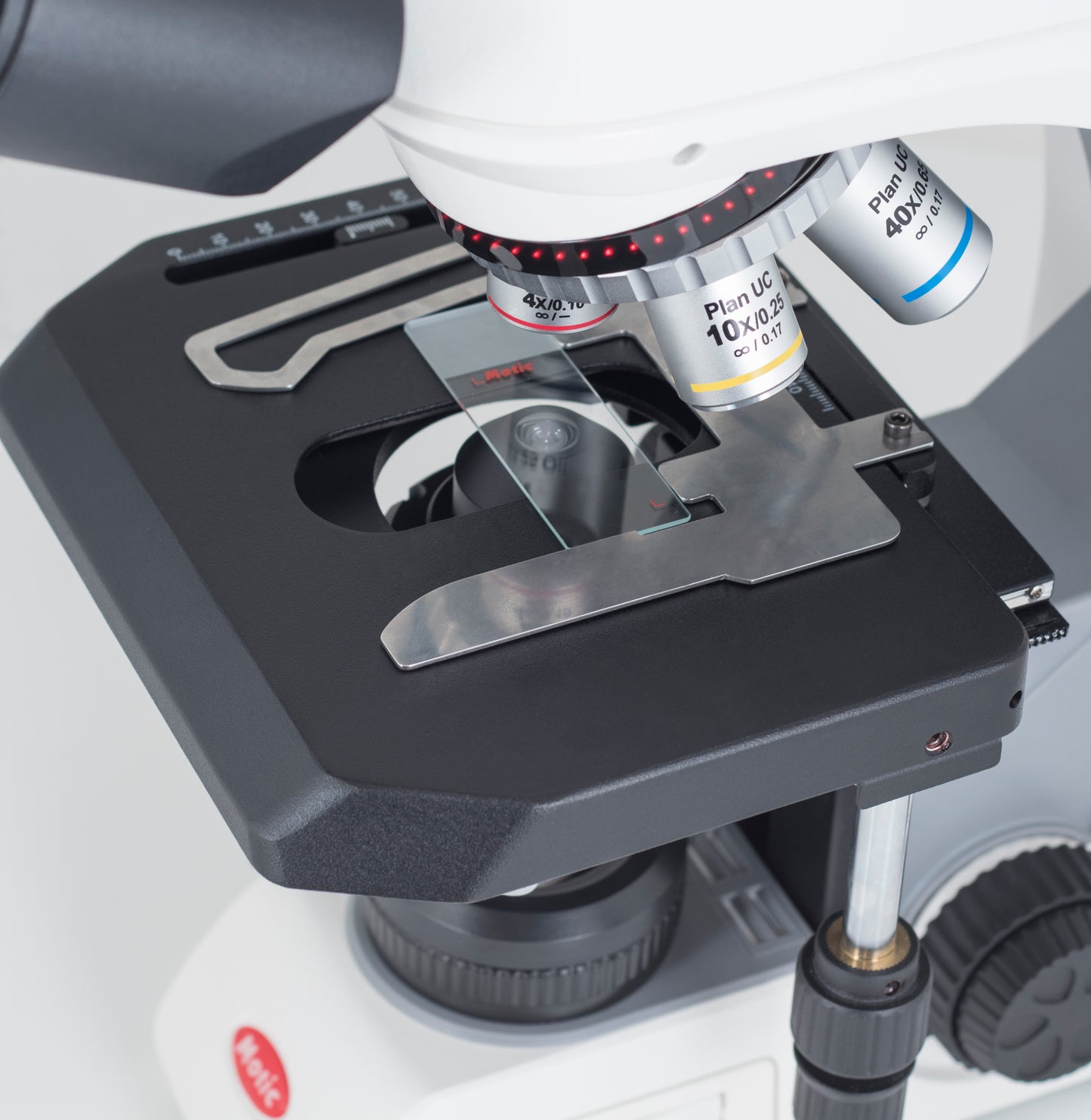 Motic Panthera C2 Simple Phase Trinocular Microscope