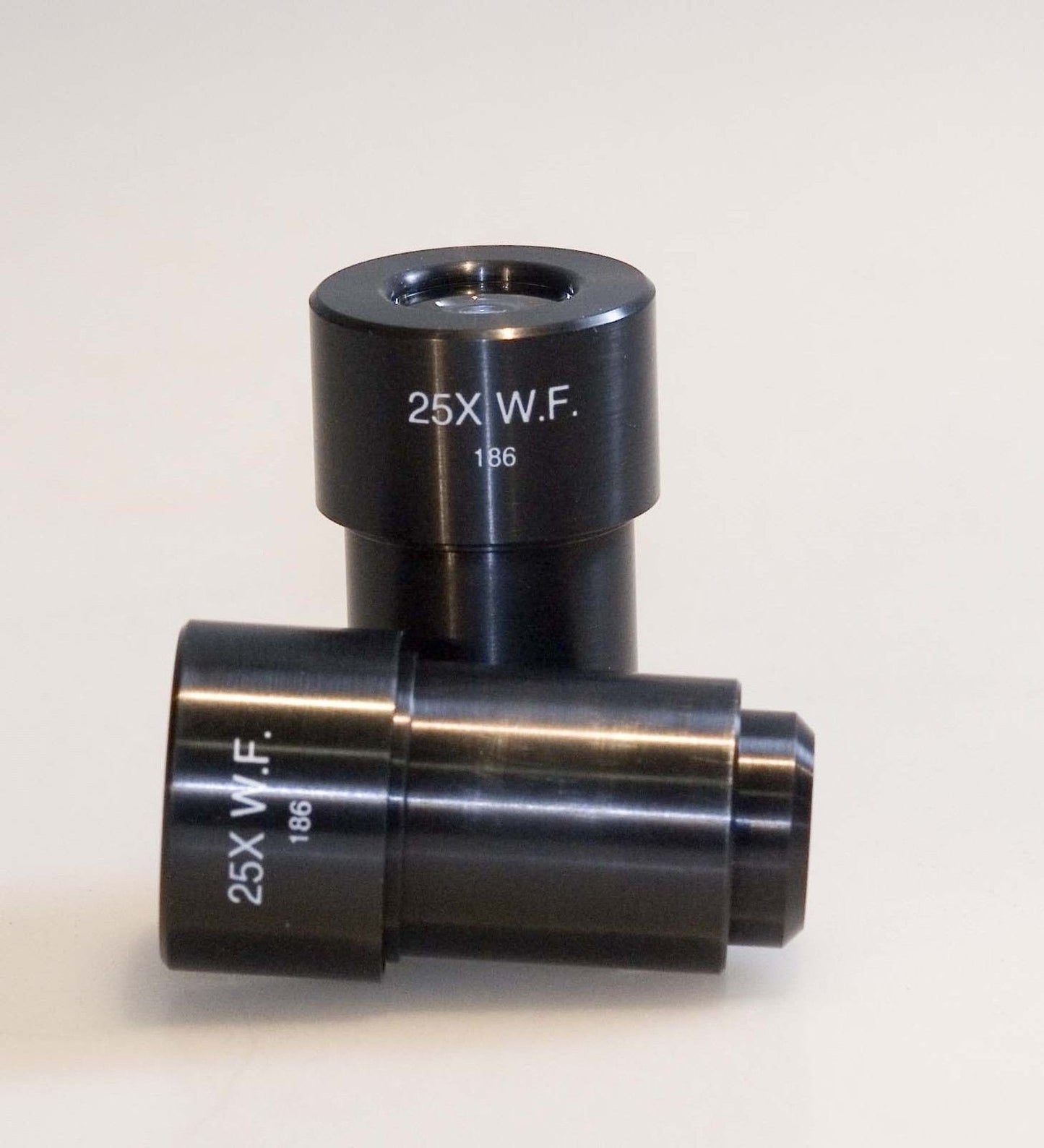 American Optical 25x Eyepieces - Microscope Central
- 2