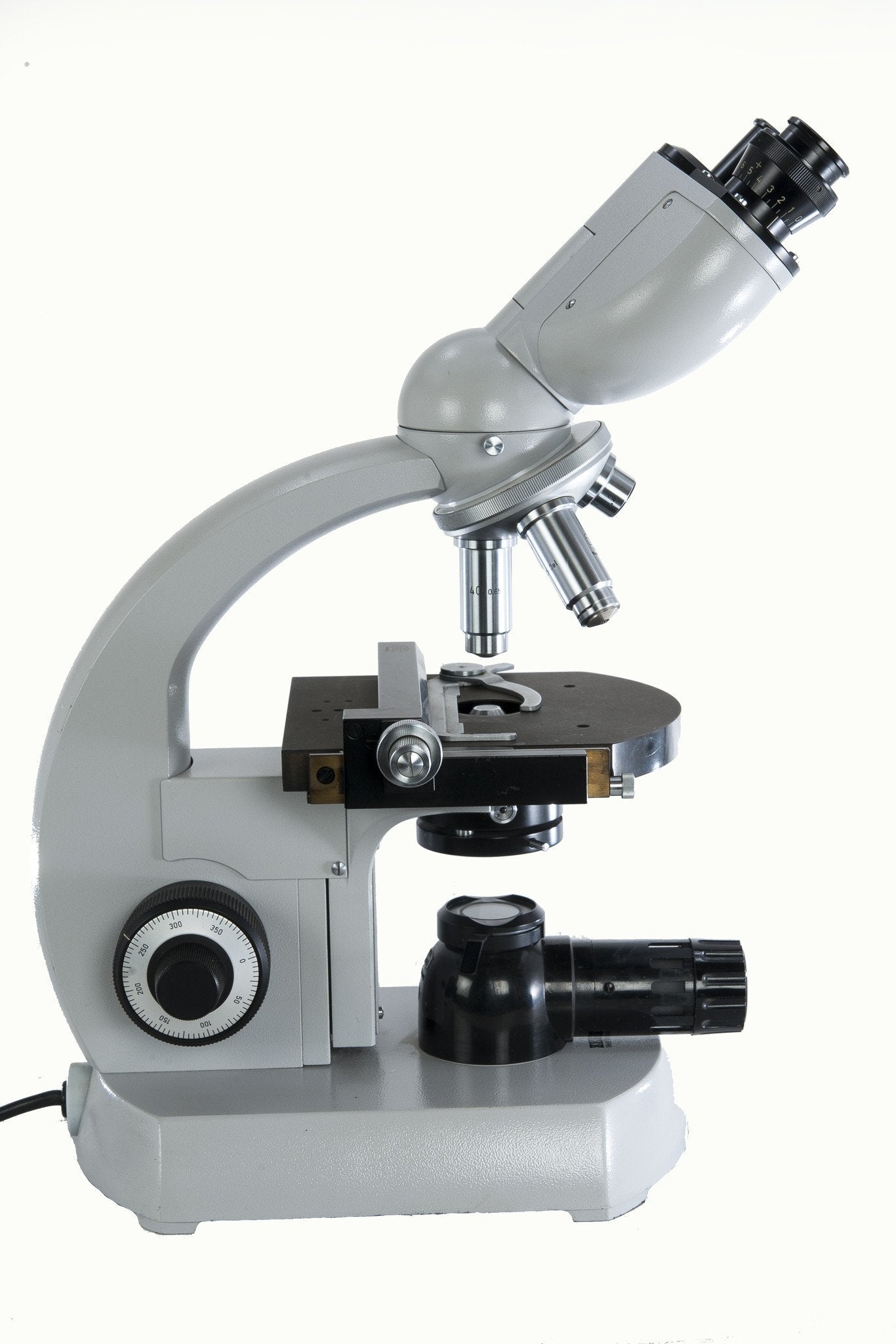 Carl Zeiss Standard Binocular Microscope - Microscope Central
 - 4