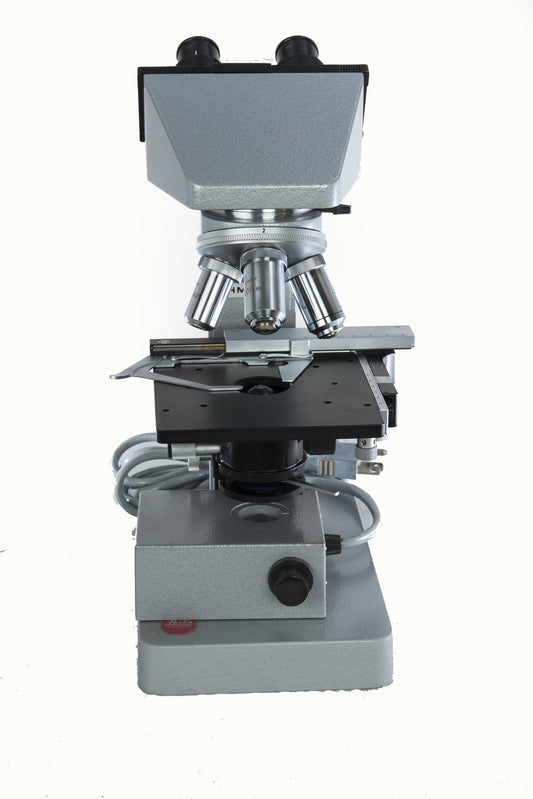 Leitz HM-LUX Binocular Microscope - Microscope Central
 - 1