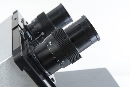 Leitz HM-LUX Binocular Microscope - Microscope Central
 - 11
