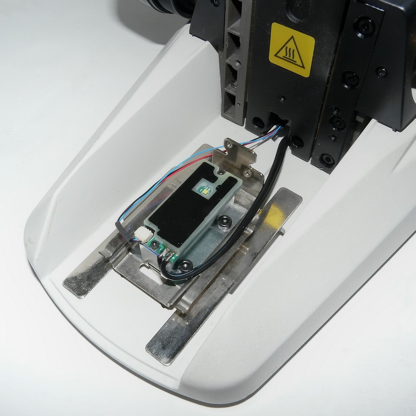 Nikon E200 Illuminator LED Upgrade Kit – Microscope Central